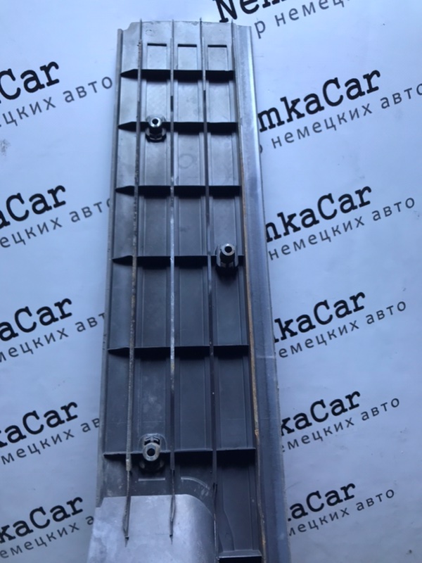 Накладка замка багажника Mercedes Vito 2004 639