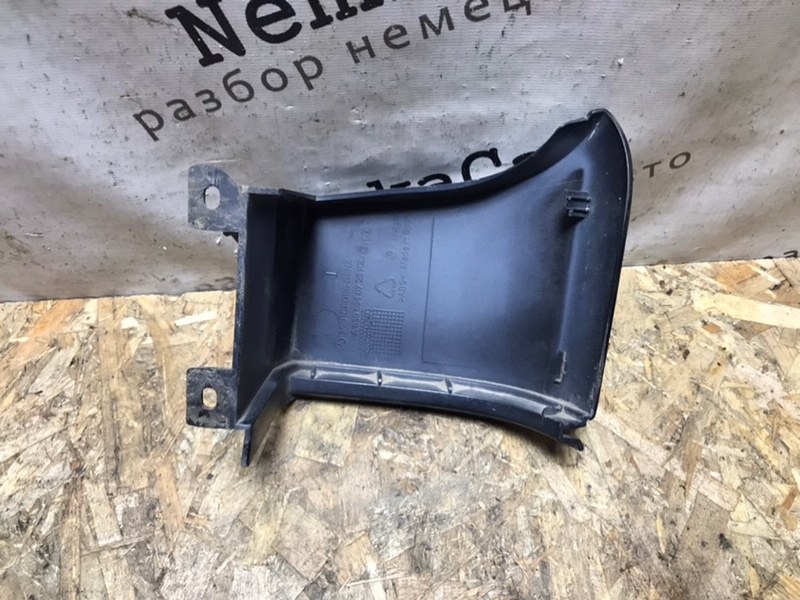 Накладка под фонарь Mercedes Vito 2004 639
