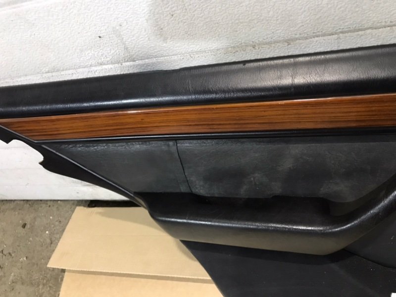 Обшивка двери Mercedes E-Classe 1993 W124 250D