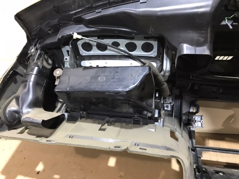 Торпедо Mercedes S-Klass 2000 w220