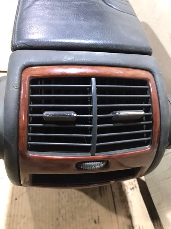 Подлокотник Mercedes S-Klass 2000 w220