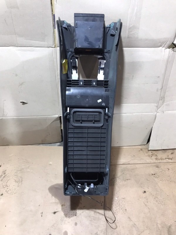 Подлокотник Mercedes S-Klass 2000 w220