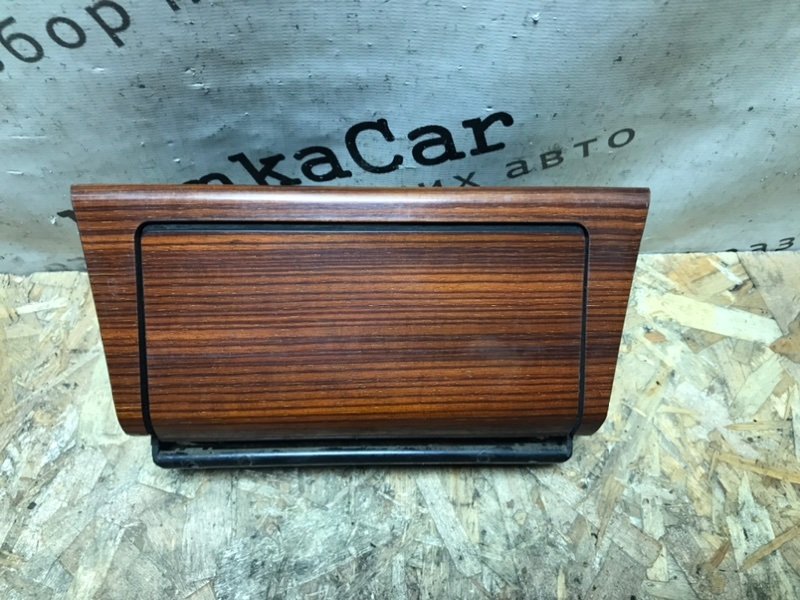 Пепельница Mercedes E-Classe 1993 W124 250D