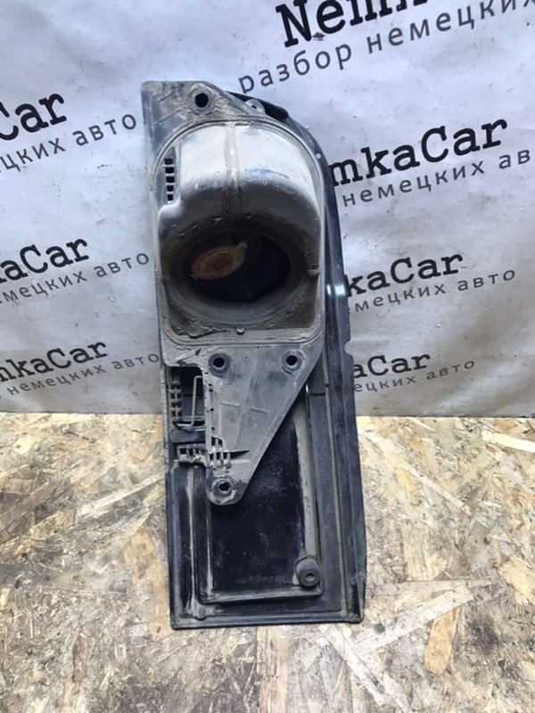 Лючок бензобака с крышкой Mercedes Vito 2004 639