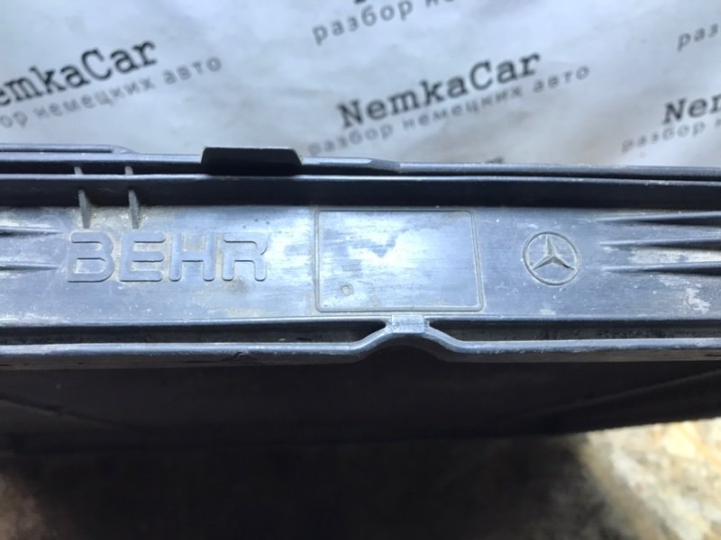 Радиатор охлаждения двигателя Mercedes E-Classe 1993 W124 250D