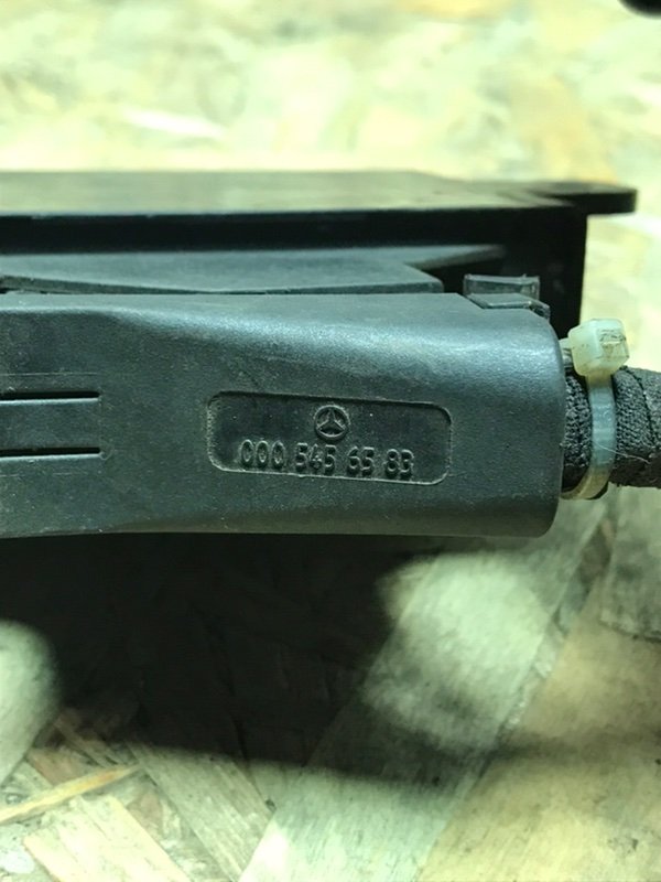 Реле подогрева сиденья Mercedes E-Classe 1993 W124 250D