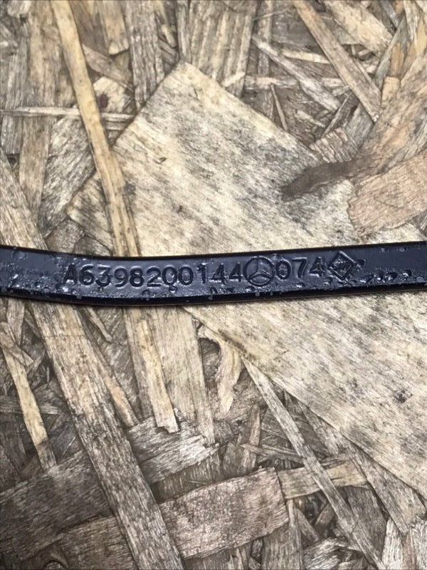 Поводок дворника ПАРА Mercedes Vito 2004 639