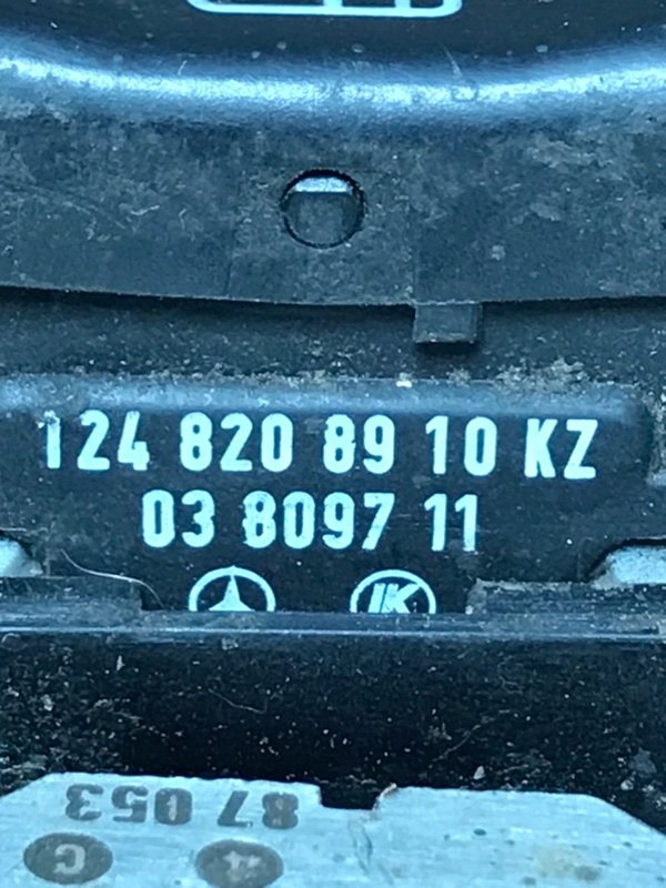 Кнопка стеклоподъемника Mercedes E-Classe 1993 W124 250D