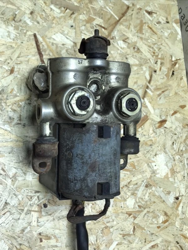 Блок abs Mercedes E-Classe 1993 W124 250D