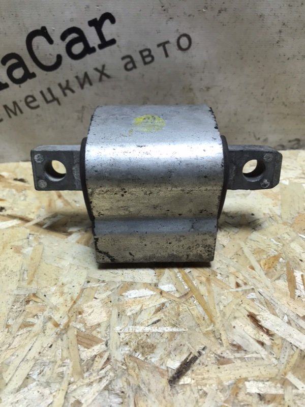 Подушка кпп Mercedes S-Klass 2000 w220