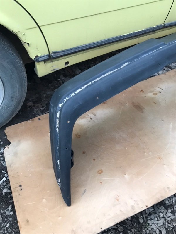 Бампер в сборе Mercedes W124 1987