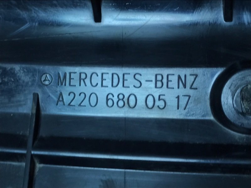 Накладка на торпедо Mercedes S-Klass 2000 w220