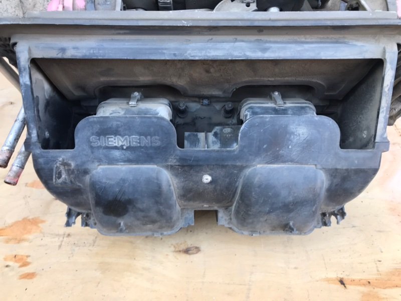 Корпус печки Mercedes W124 1987