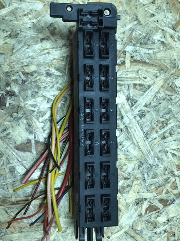 Блок предохранителей Mercedes C180 1996 W202