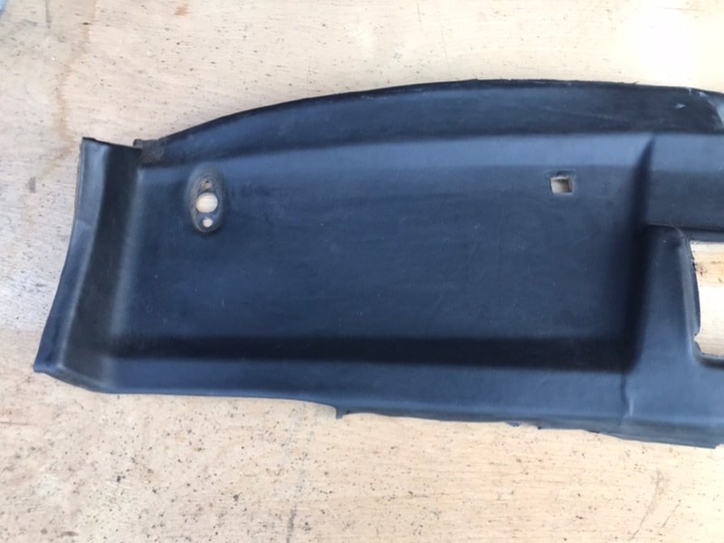 Обшивка потолка Mercedes W124 1987
