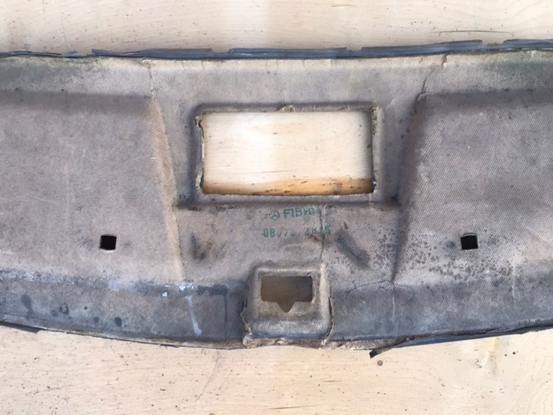 Обшивка потолка Mercedes W124 1987