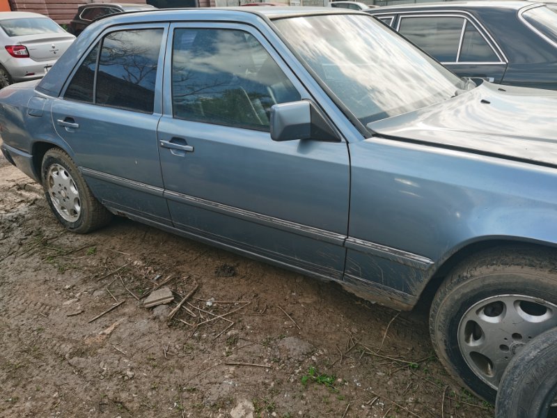 Кузов с документами Mercedes E-Classe W124 1989