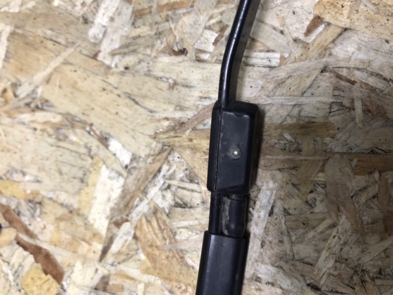 Поводок дворника Mercedes Vito 2007 639