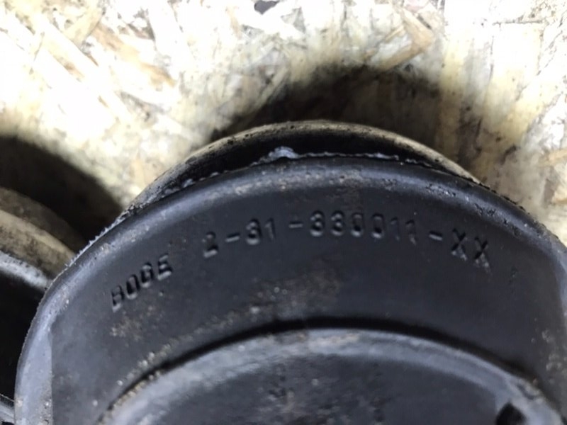 Подушка двигателя ПАРА Mercedes W124 1987