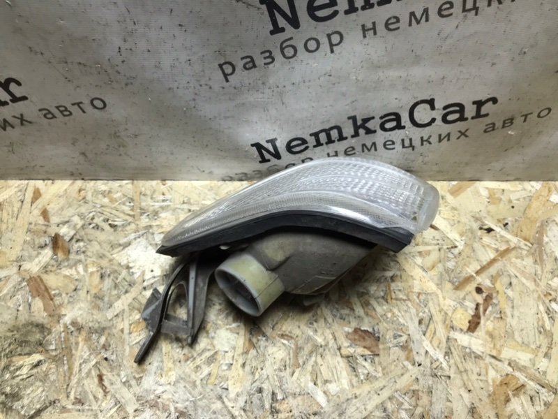 Поворотник Mercedes C180 1996 W202