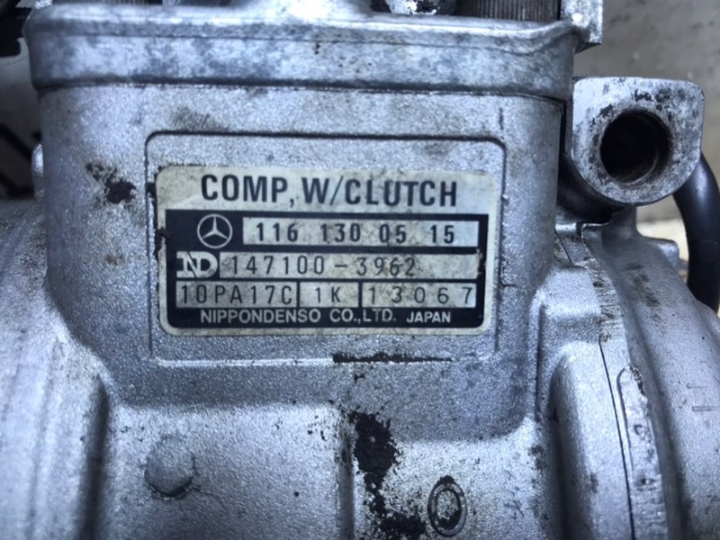 Компрессор кондиционера Mercedes W124 1987
