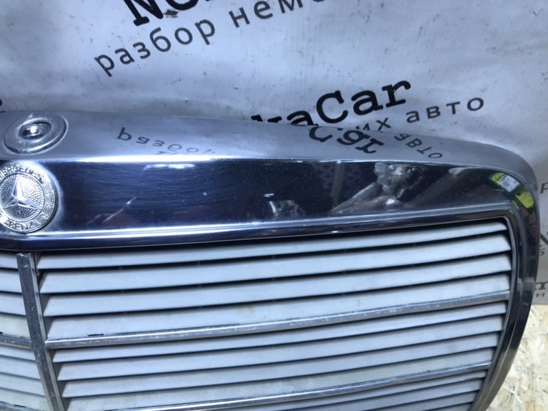 Решетка радиатора Mercedes w123 1983 Седан