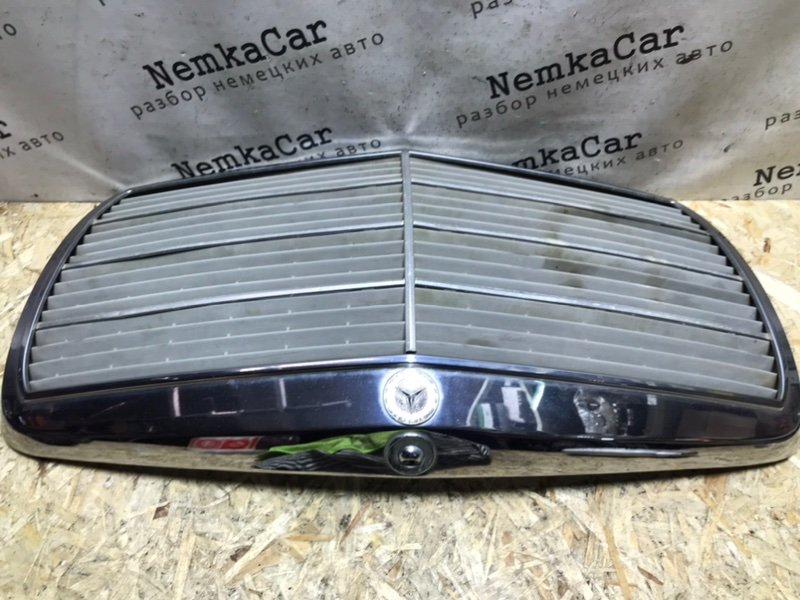 Решетка радиатора Mercedes w123 1983 Седан