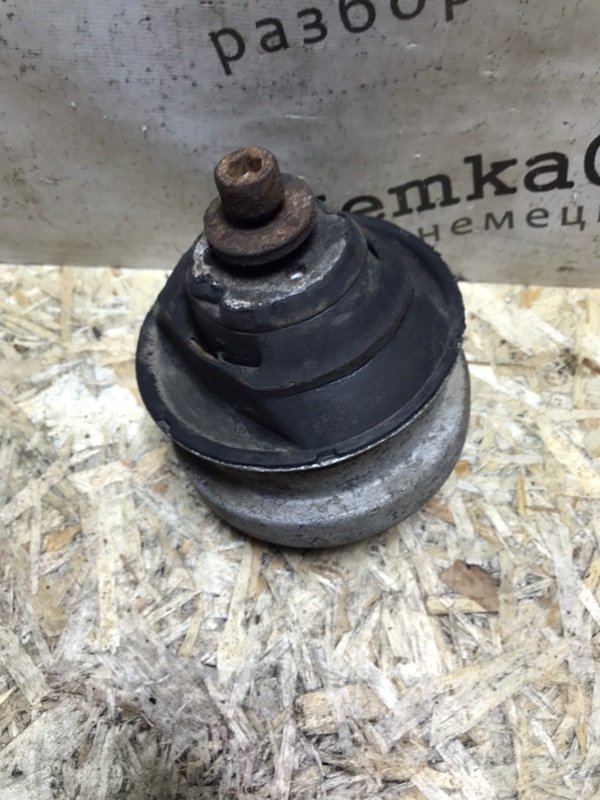 Подушка двигателя Mercedes W124 1987