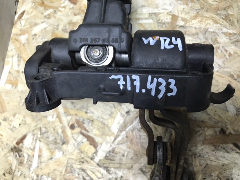 Кулиса МКПП Mercedes W124 1987