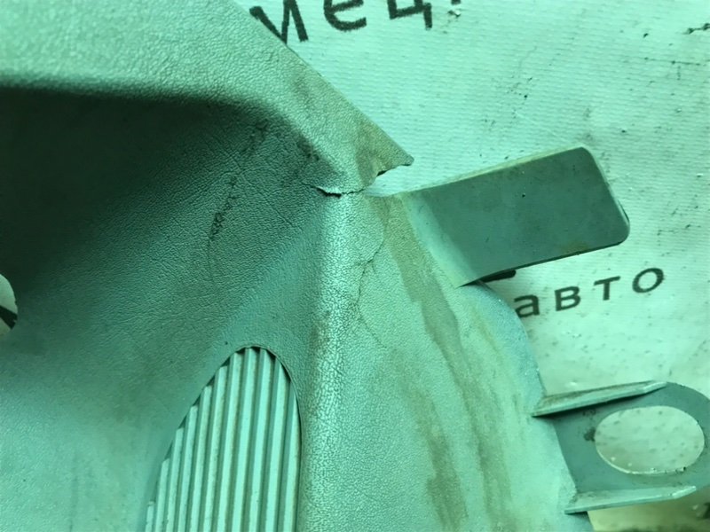 Подставка под ногу Mercedes W124 1987