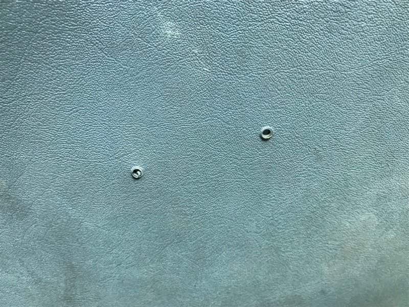 Подставка под ногу Mercedes W124 1987