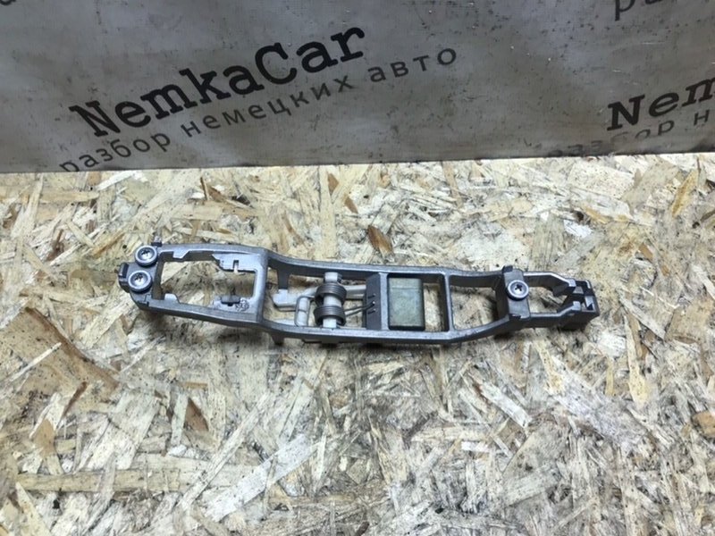 Кронштейн ручки двери Mercedes C180 1996 W202