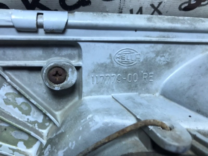 Фара Mercedes w123 1980 Седан