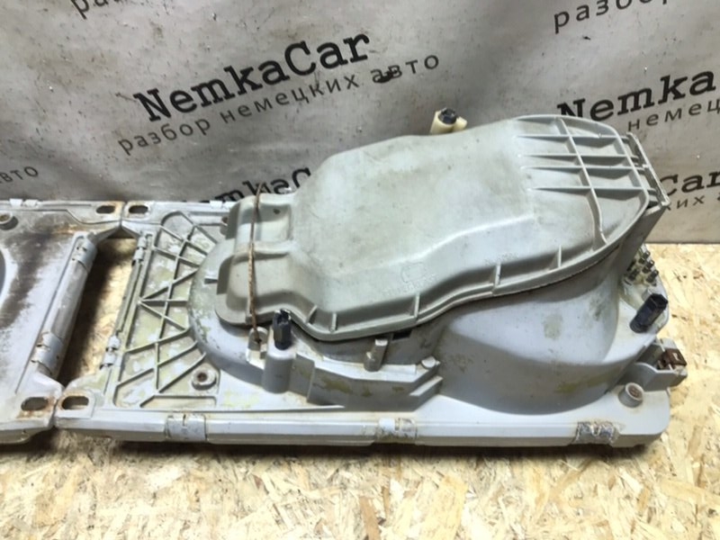 Фара Mercedes w123 1980 Седан