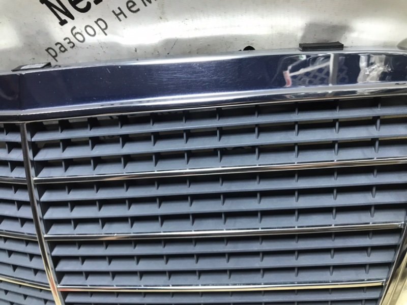 Решетка радиатора Mercedes E-Classe 1995 W124