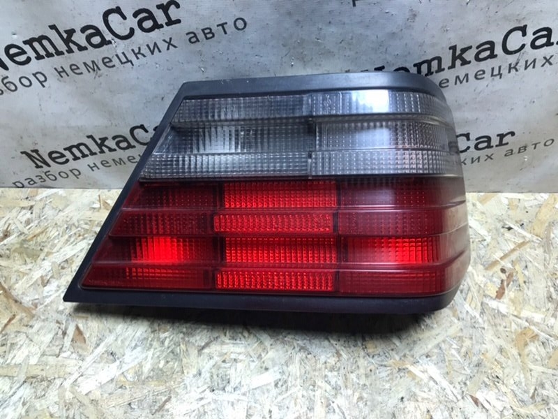 Фонарь Mercedes W124 1993 300CE