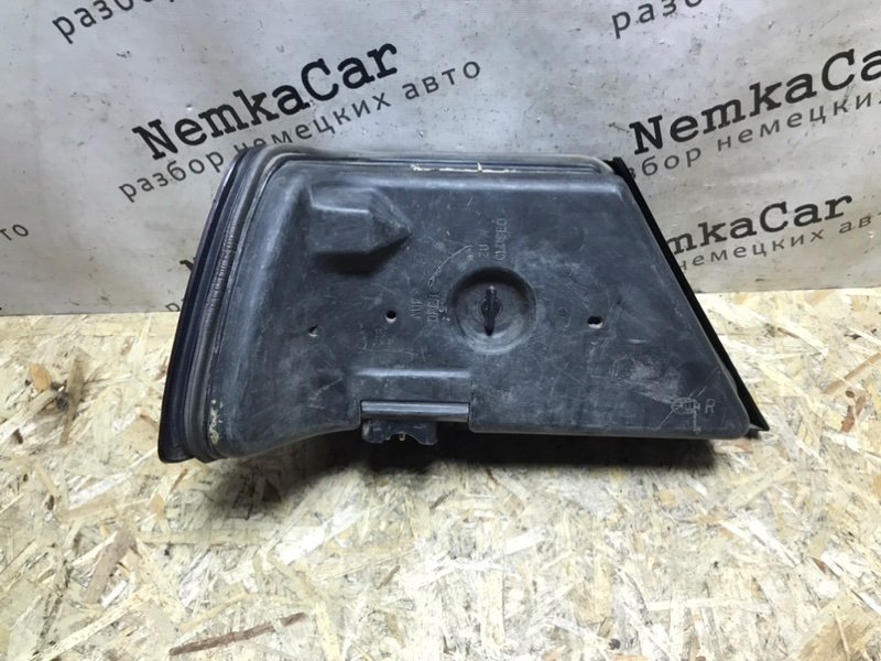 Фонарь Mercedes W124 1993 300CE