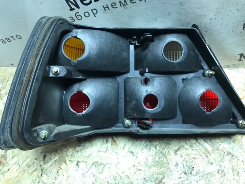 Фонари Mercedes W124 1992