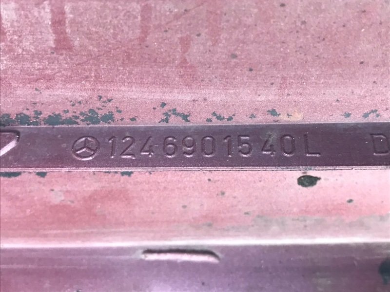 Молдинг двери КОМПЛЕКТ Mercedes W124 1993 250D
