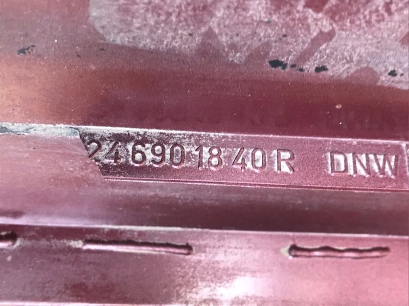 Молдинг двери КОМПЛЕКТ Mercedes W124 1993 250D