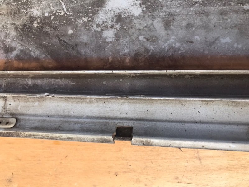 Накладка двери Mercedes W124 1993 250D