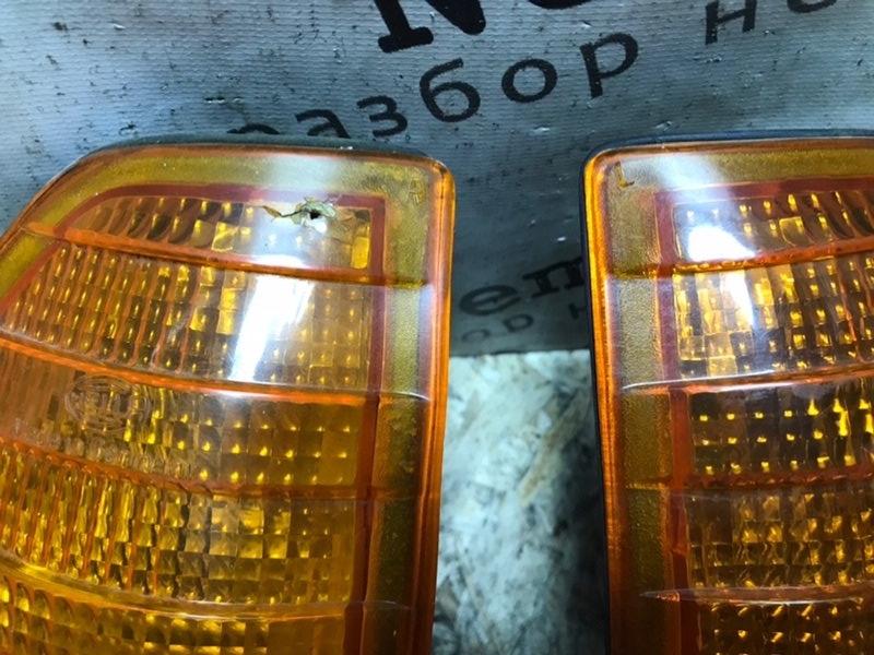 Поворотник Mercedes w123 1980 Седан