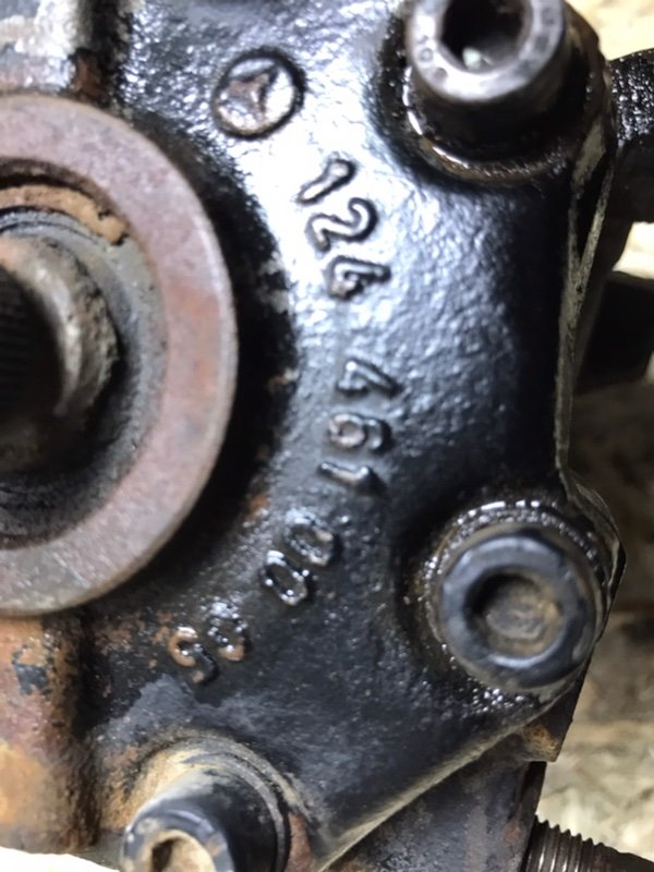 Рулевой редуктор Mercedes W124 1987