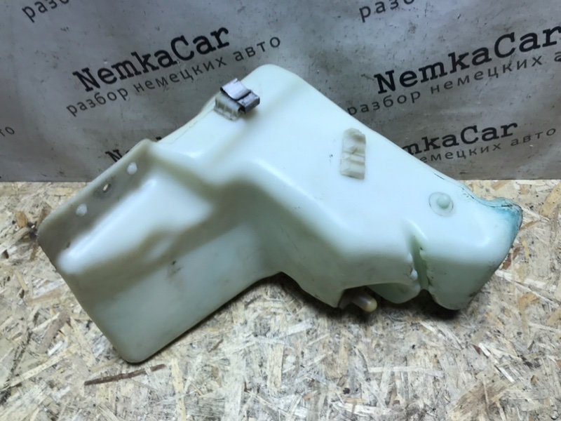 Бачок омывателя Mercedes C180 1996 W202