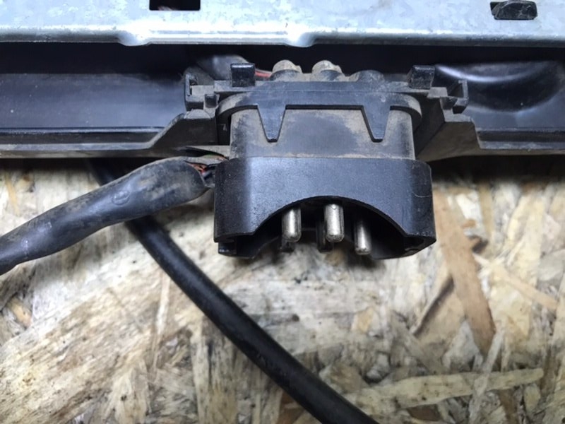 Плата фонаря под фаркоп Mercedes w123 1985 Седан