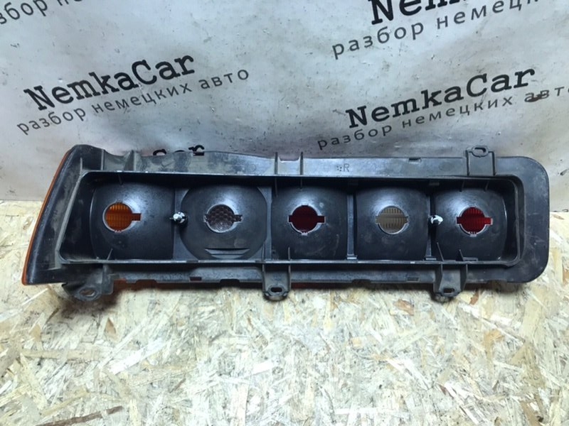 Фонарь Mercedes w123 1985 Седан