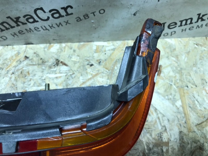 Фонарь Mercedes w123 1985 Седан