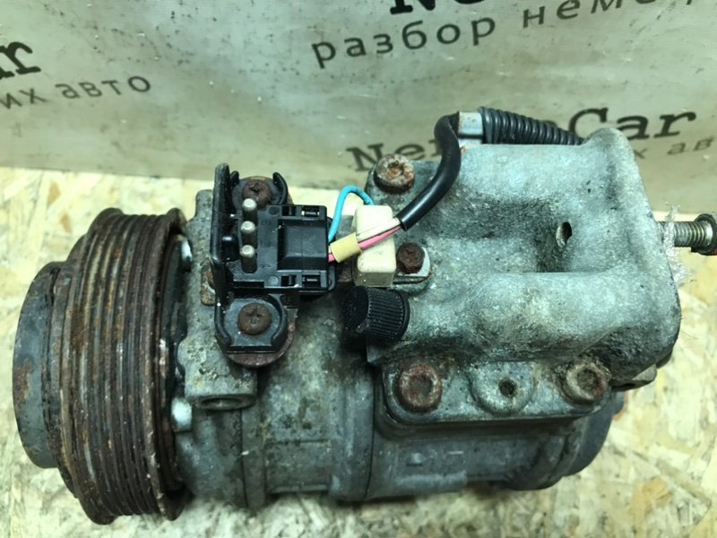 Компрессор кондиционера Mercedes W124 1993 300CE