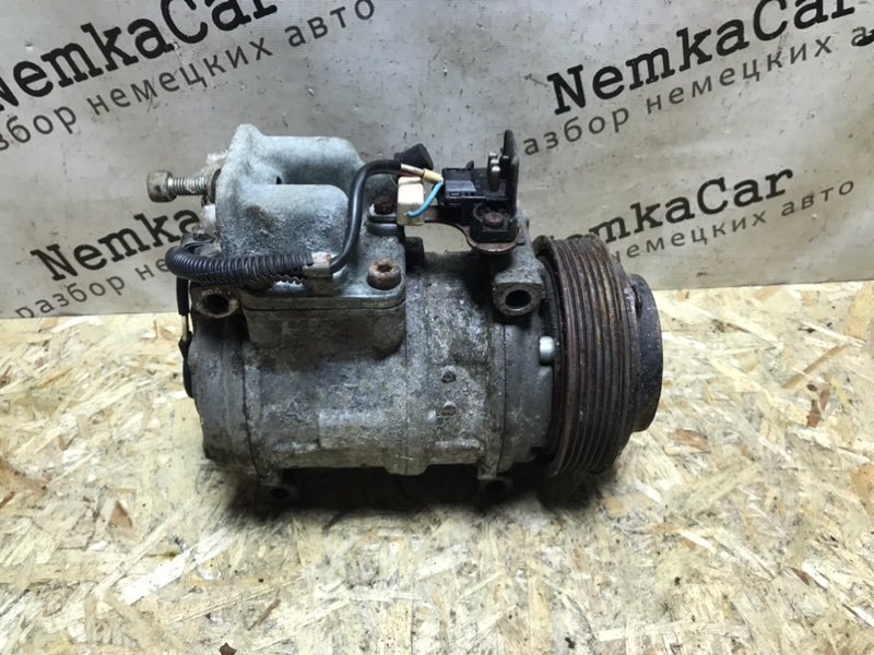 Компрессор кондиционера Mercedes W124 1993 300CE
