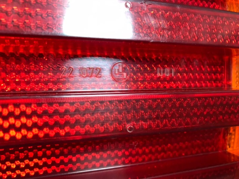 Фонарь Mercedes W126 1980